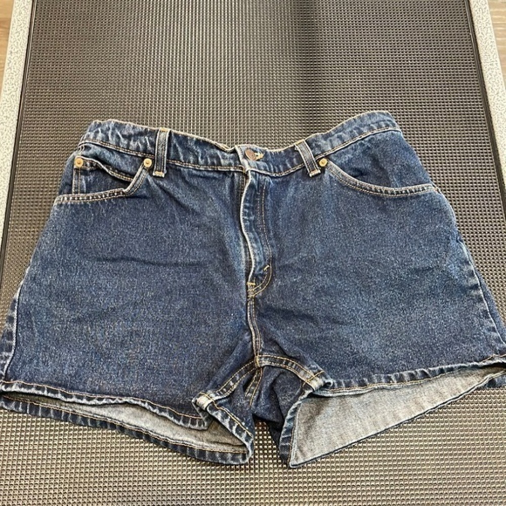 Vintage Levi’s Orange Tag Regular fit Shorts 941 Size 12